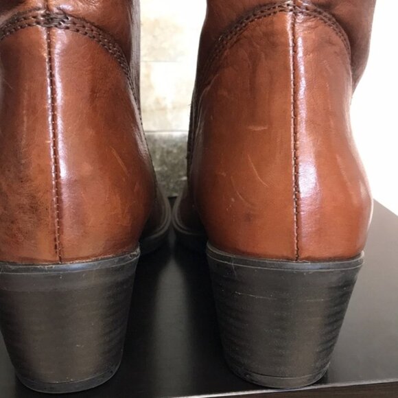 Clarks Maymie Stellar Knee High Boot (H69-10) - Picture 9 of 15